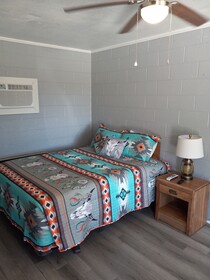Cedar Falls Lodge