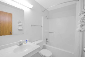 Super 8 by Wyndham Mountain Home