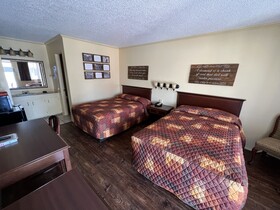 Yellow Diamond Inn