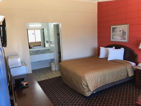 Rodeway Inn