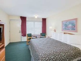 Days Inn by Wyndham Newport