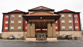 Best Western Plus JFK Inn & Suites