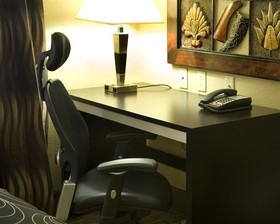 Best Western Plus JFK Inn & Suites