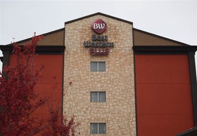 Best Western Plus JFK Inn & Suites