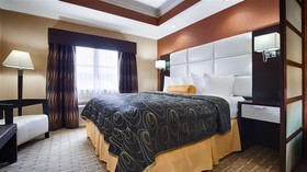 Best Western Plus JFK Inn & Suites