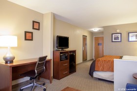 Quality Inn & Suites I-40 East