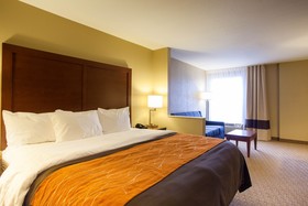 Quality Inn & Suites I-40 East