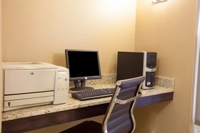 Quality Inn & Suites I-40 East