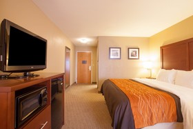 Quality Inn & Suites I-40 East