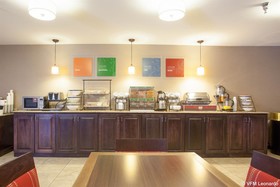 Quality Inn & Suites I-40 East