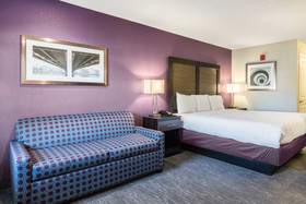Econo Lodge Inn & Suites North Little Rock near Riverfront