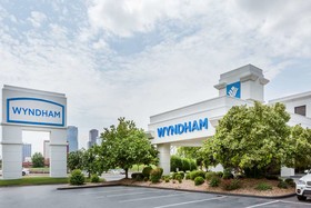 Wyndham Riverfront Little Rock