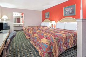 Days Inn & Suites by Wyndham Osceola AR