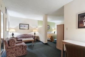 Quality Inn & Suites