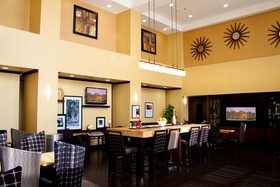 Hampton Inn & Suites Pine Bluff