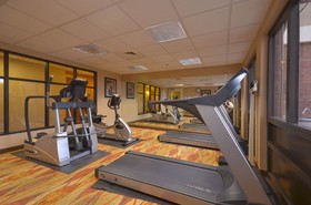 Holiday Inn Express & Suites Pine Bluff/Pines Mall