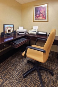 Holiday Inn Express & Suites Pine Bluff/Pines Mall