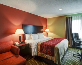 Quality Inn & Suites Pine Bluff