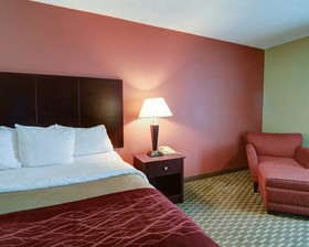 Quality Inn & Suites Pine Bluff