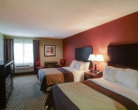 Quality Inn & Suites Pine Bluff
