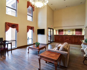 Quality Inn & Suites Pine Bluff