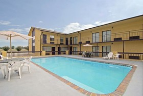 Americas Best Value Inn & Suites