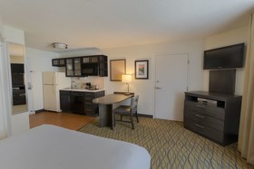 Candlewood Suites Rogers/Bentonville