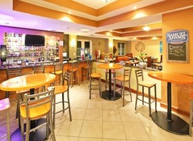 Hyatt House Bentonville / Rogers