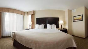 Hyatt House Bentonville / Rogers