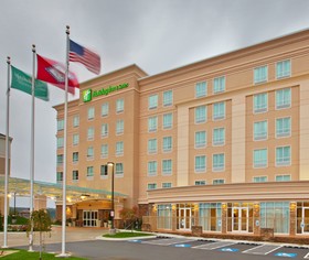 Hyatt House Bentonville / Rogers