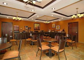 Comfort Inn & Suites Russellville I-40