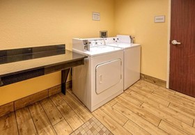 Fairfield Inn & Suites Russellville