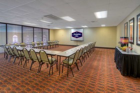 Hampton Inn Russellville