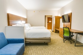 Holiday Inn Express & Suites Russellville