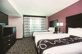 La Quinta Inn & Suites by Wyndham Russellville