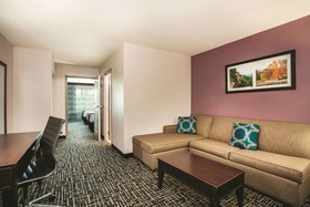 La Quinta Inn & Suites by Wyndham Russellville