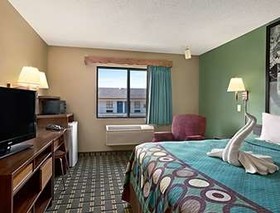 Super 8 by Wyndham Russellville