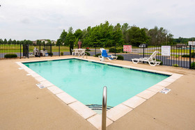 Econo Lodge  Inn & Suites Searcy