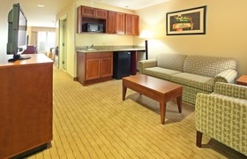 Holiday Inn Express Hotel & Suites Searcy