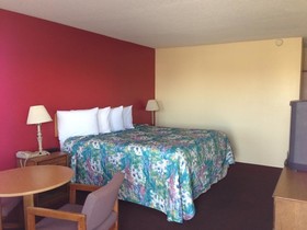 Super 7 Inn Siloam Springs
