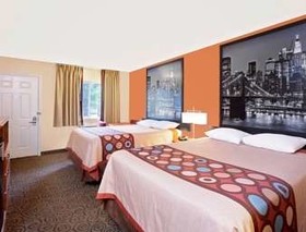 Super 8 by Wyndham Siloam Springs