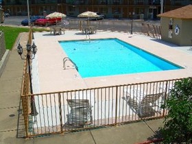 Executive Inn and Suites Springdale