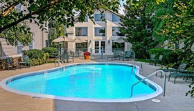 Hampton Inn & Suites Springdale