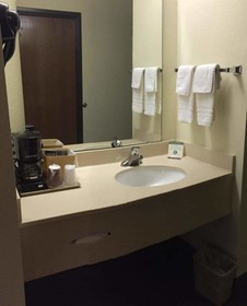 Americas Best Value Inn & Suites Star City