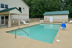 Americas Best Value Inn & Suites Star City