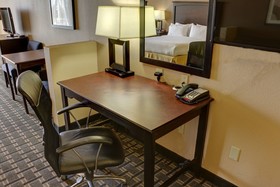 Holiday Inn Express Texarkana East