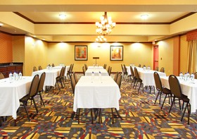 Holiday Inn Express Van Buren Fort Smith Area