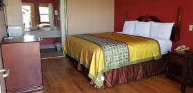 Deluxe Inn