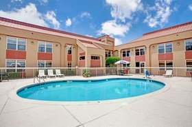Ramada by Wyndham West Memphis
