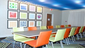 Holiday Inn Express & Suites White Hall